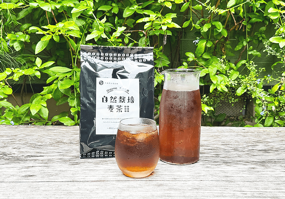 ノンカフェインで子どもにも安心！夏に麦茶が選ばれる理由と体にやさしい「おいしさの秘密」