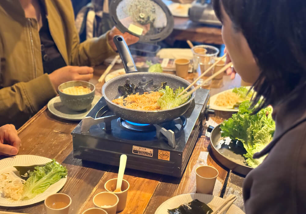 【Event Report】蒸し料理研究家・あいりさんと体験。自然栽培野菜のおいしさに触れる「低温蒸し」ワークショップ